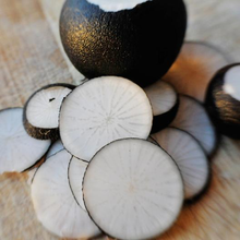 Load image into Gallery viewer, Black Spanish Round Radish